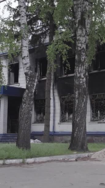 Deze Stock Verticale Video Toont Nasleep Van Oorlog Oekraïne Verwoeste — Stockvideo