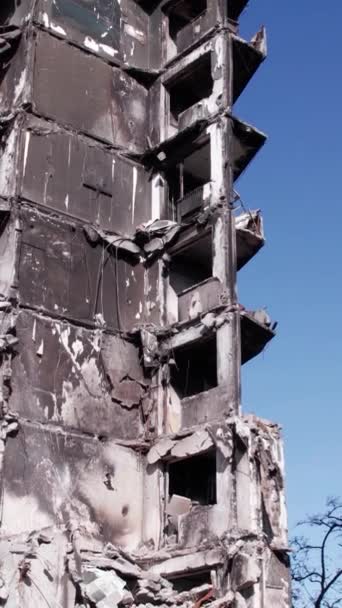 Questo Video Verticale Mostra Conseguenze Della Guerra Ucraina Edificio Residenziale — Video Stock