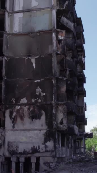 Questo Video Verticale Mostra Conseguenze Della Guerra Ucraina Edificio Residenziale — Video Stock