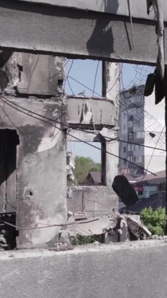 Stock Vertical Video Shows Aftermath War Ukraine Destroyed Residential Building — Stock Video