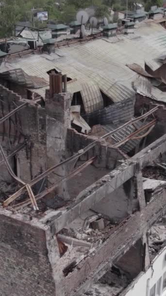 Этом Видео Видно Разрушенное Войной Здание Стоянке Киевской Области Украина — стоковое видео
