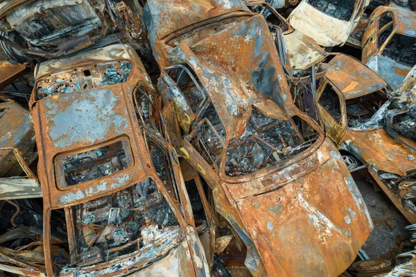 Tőzsdei Fotó Egy Rakás Felgyújtott Autót Mutat Irpin Ben Bucha — Stock Fotó