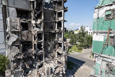 Bu stok fotoğrafı Ukrayna 'daki savaşın sonucunu gösteriyor. Bucha, Borodyanka' da yıkılan bir yerleşim yeri.