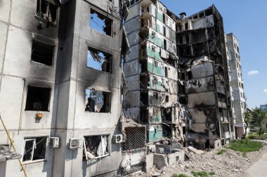 Bu stok fotoğrafı Ukrayna 'daki savaşın sonucunu gösteriyor. Bucha, Borodyanka' da yıkılan bir yerleşim yeri.