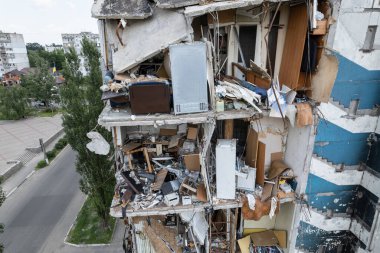 Bu stok fotoğrafı Ukrayna 'daki savaşın sonucunu gösteriyor. Bucha, Borodyanka' da yıkılan bir yerleşim yeri.