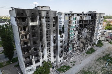 Bu stok fotoğrafı Ukrayna 'daki savaşın sonucunu gösteriyor. Bucha, Borodyanka' da yıkılan bir yerleşim yeri.