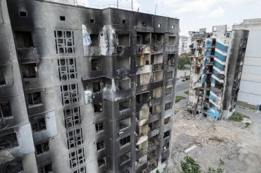 Bu stok fotoğrafı Ukrayna 'daki savaşın sonucunu gösteriyor. Bucha, Borodyanka' da yıkılan bir yerleşim yeri.