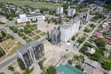 Bu stok fotoğrafı Ukrayna 'daki savaşın sonucunu gösteriyor. Bucha, Borodyanka' da yıkılan bir yerleşim yeri.