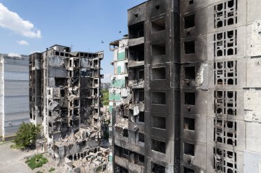 Bu stok fotoğrafı Ukrayna 'daki savaşın sonucunu gösteriyor. Bucha, Borodyanka' da yıkılan bir yerleşim yeri.