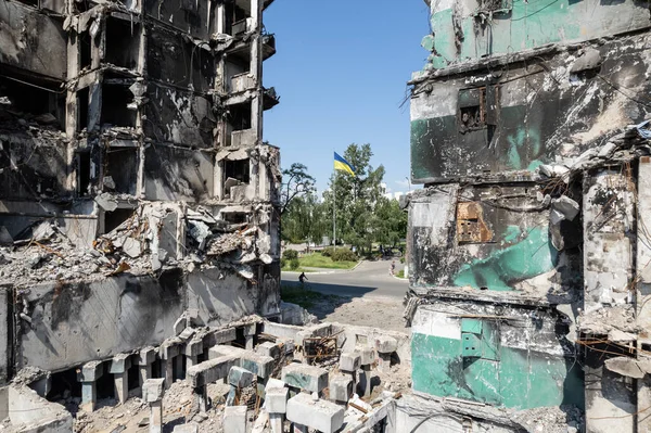 Bu stok fotoğrafı Ukrayna 'daki savaşın sonucunu gösteriyor. Bucha, Borodyanka' da yıkılan bir yerleşim yeri.