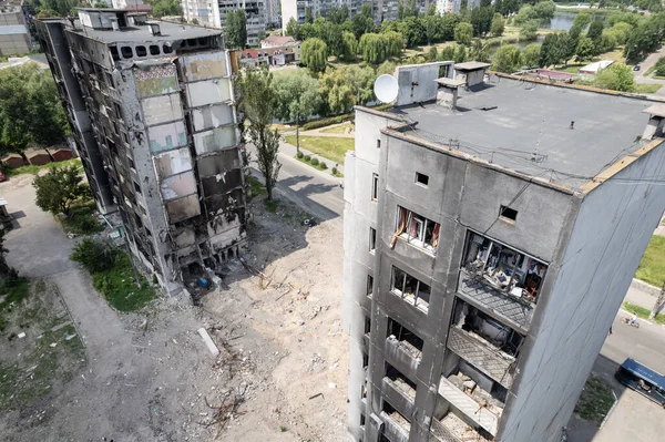 Bu stok fotoğrafı Ukrayna 'daki savaşın sonucunu gösteriyor. Bucha, Borodyanka' da yıkılan bir yerleşim yeri.