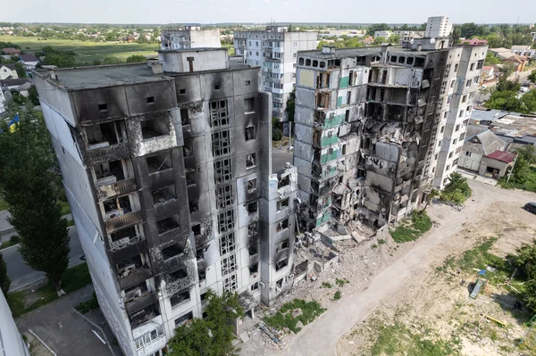 Esta Foto Mostra Consequências Guerra Ucrânia Edifício Residencial Destruído Borodyanka — Fotografia de Stock