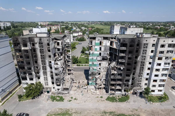 Bu stok fotoğrafı Ukrayna 'daki savaşın sonucunu gösteriyor. Bucha, Borodyanka' da yıkılan bir yerleşim yeri.