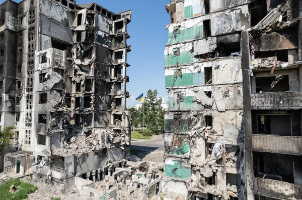 Bu stok fotoğrafı Ukrayna 'daki savaşın sonucunu gösteriyor. Bucha, Borodyanka' da yıkılan bir yerleşim yeri.