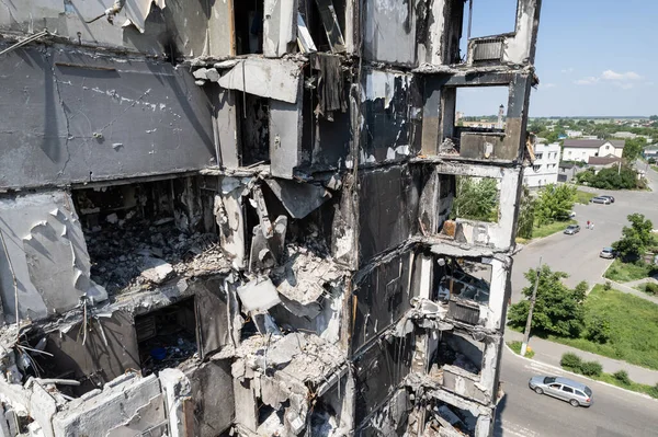 Bu stok fotoğrafı Ukrayna 'daki savaşın sonucunu gösteriyor. Bucha, Borodyanka' da yıkılan bir yerleşim yeri.