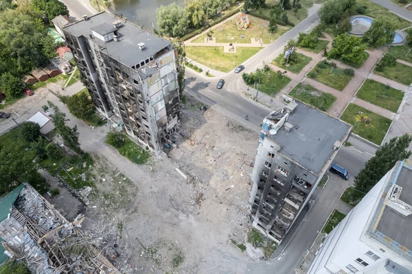 Bu stok fotoğrafı Ukrayna 'daki savaşın sonucunu gösteriyor. Bucha, Borodyanka' da yıkılan bir yerleşim yeri.