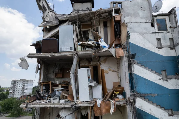 Bu stok fotoğrafı Ukrayna 'daki savaşın sonucunu gösteriyor. Bucha, Borodyanka' da yıkılan bir yerleşim yeri.