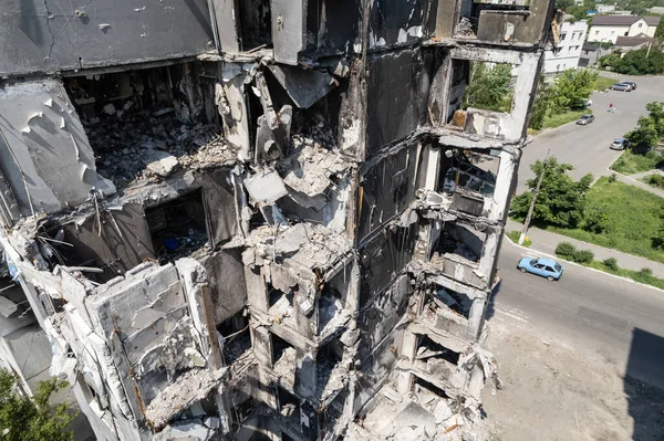 Bu stok fotoğrafı Ukrayna 'daki savaşın sonucunu gösteriyor. Bucha, Borodyanka' da yıkılan bir yerleşim yeri.