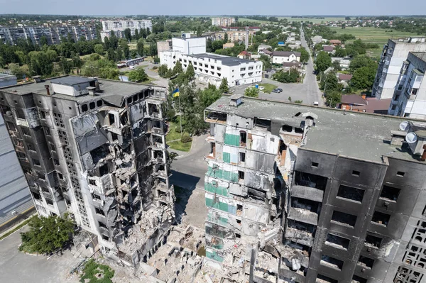Bu stok fotoğrafı Ukrayna 'daki savaşın sonucunu gösteriyor. Bucha, Borodyanka' da yıkılan bir yerleşim yeri.