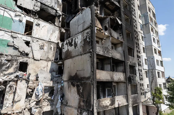 Bu stok fotoğrafı Ukrayna 'daki savaşın sonucunu gösteriyor. Bucha, Borodyanka' da yıkılan bir yerleşim yeri.