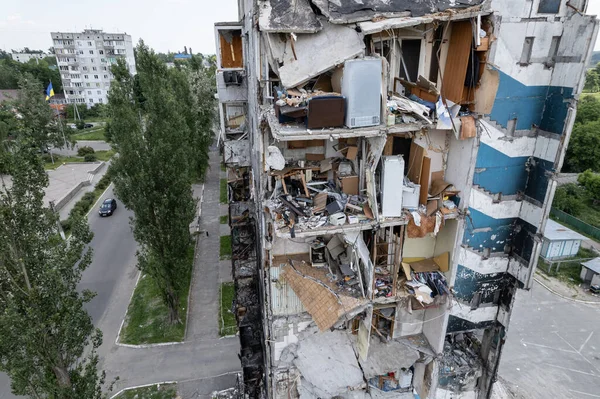 Bu stok fotoğrafı Ukrayna 'daki savaşın sonucunu gösteriyor. Bucha, Borodyanka' da yıkılan bir yerleşim yeri.