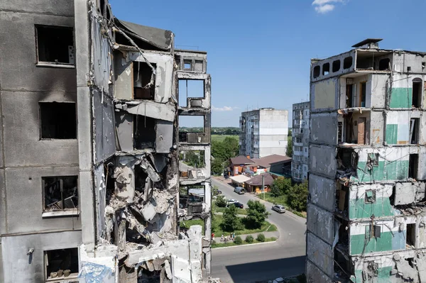 Bu stok fotoğrafı Ukrayna 'daki savaşın sonucunu gösteriyor. Bucha, Borodyanka' da yıkılan bir yerleşim yeri.