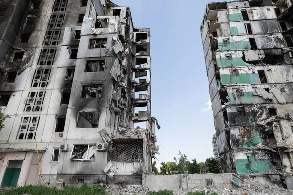 Bu stok fotoğrafı Ukrayna 'daki savaşın sonucunu gösteriyor. Bucha, Borodyanka' da yıkılan bir yerleşim yeri.