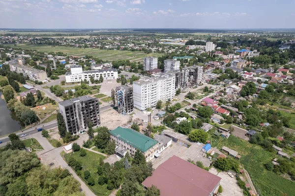 Bu stok fotoğrafı Ukrayna 'daki savaşın sonucunu gösteriyor. Bucha, Borodyanka' da yıkılan bir yerleşim yeri.