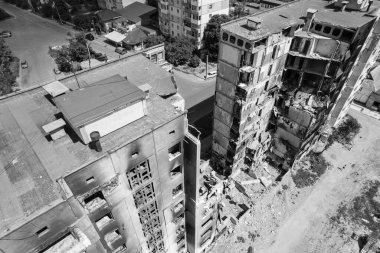 Bu siyah-beyaz fotoğraf Ukrayna 'daki savaşın sonucunu gösteriyor. Borodyanka, Bucha bölgesindeki yıkılan bir yerleşim yeri.