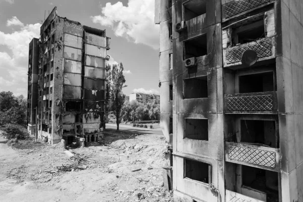 Чорно Біле Фото Показує Наслідки Війни Україні Зруйнований Житловий Будинок — стокове фото