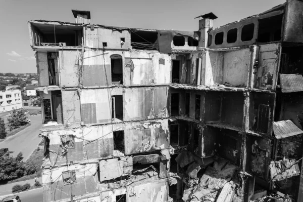 Чорно Біле Фото Показує Наслідки Війни Україні Зруйнований Житловий Будинок — стокове фото