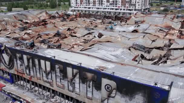 Nagranie Pokazuje Zniszczony Budynek Centrum Handlowego Bucha Ukraina Podczas Wojny — Wideo stockowe