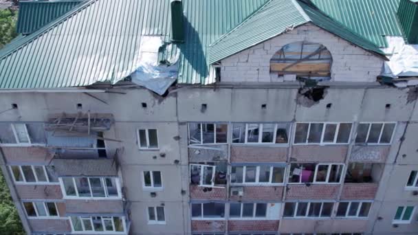 Dieses Archivvideo Zeigt Ein Zerstörtes Gebäude Der Stadt Makariv Während — Stockvideo