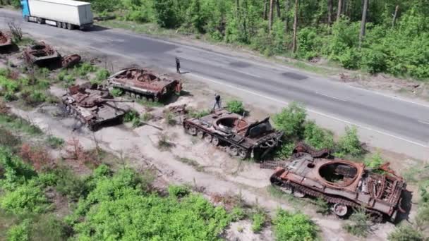 Toto Video Ukazuje Letecký Pohled Zničené Vojenské Vybavení Ukrajině Během — Stock video