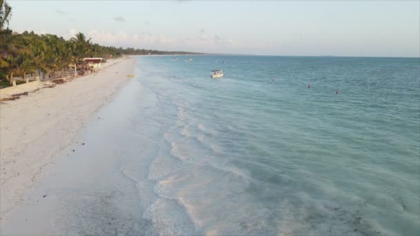 Deze Stockvideo Toont Vanuit Lucht Zicht Het Strand Zanzibar Eiland — Stockvideo