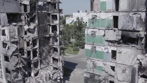 Questo Video Mostra Guerra Ucraina Edificio Residenziale Distrutto Borodyanka Grigio — Video Stock