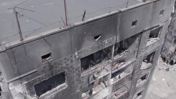 Este Video Muestra Guerra Ucrania Edificio Residencial Destruido Borodyanka Gris — Vídeos de Stock