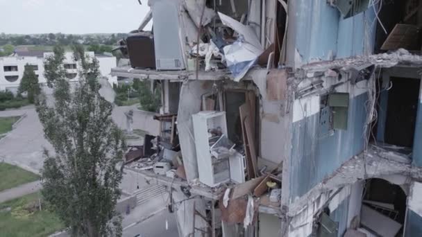 Este Video Muestra Guerra Ucrania Edificio Residencial Destruido Borodyanka Gris — Vídeos de Stock