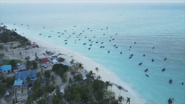 Nagranie Pokazuje Łodzie Oceanie Wybrzeży Zanzibaru Zwolnione Tempo Rozdzielczości — Wideo stockowe