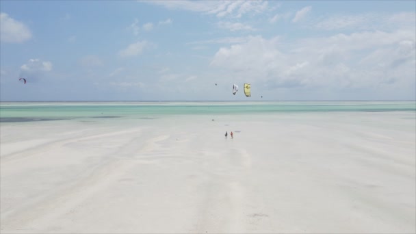 Stock Video Shows Kitesurf Coast Zanzibar Tanzania Slow Motion Resolution — Stock Video