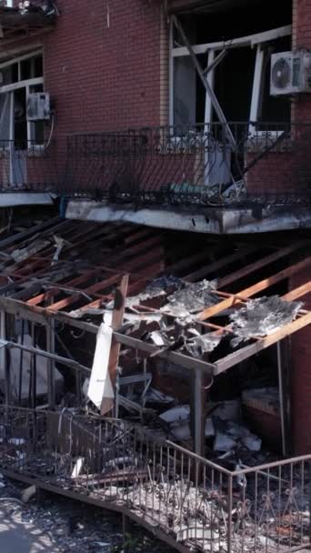 Stock Vertical Video Shows Destroyed Building City Makariv War Ukraine — Video