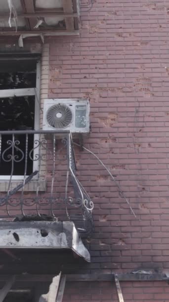 Dieses Vertikale Video Zeigt Ein Zerstörtes Gebäude Der Stadt Makariv — Stockvideo