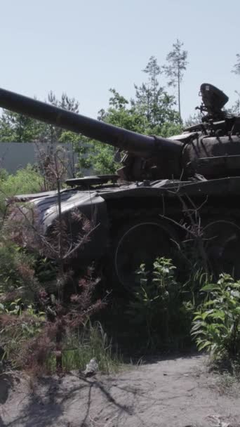 Stock Vertical Video Shows Aerial View Destroyed Military Equipment Ukraine — Videoclip de stoc