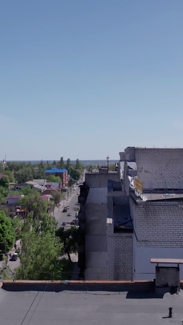 Cette Vidéo Verticale Montre Les Conséquences Guerre Ukraine Bâtiment Résidentiel — Video