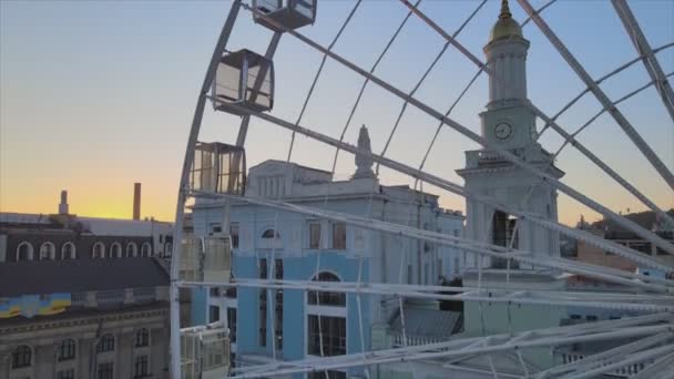 Stock Video Shows Ferris Wheel Morning Sunrise Kyiv Ukraine Resolution — Wideo stockowe
