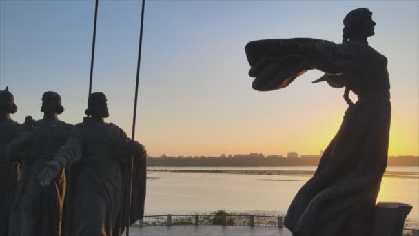 Stock Video Shows Monument Founders City Kyiv Morning Dawn Ukraine — 图库视频影像