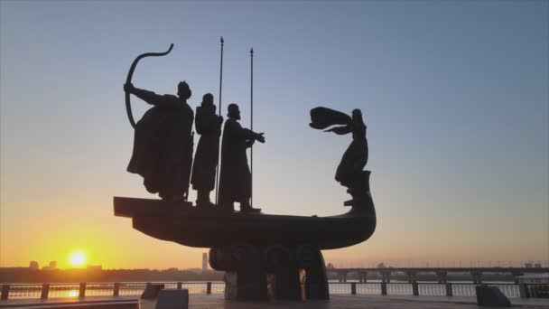 Stock Video Shows Monument Founders City Kyiv Morning Dawn Ukraine — Vídeos de Stock
