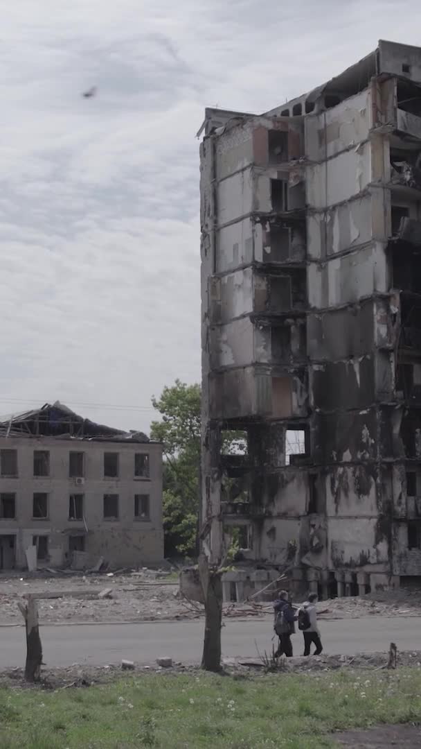 Dikey Borsa Videosu Ukrayna Daki Savaşın Sonucunu Gösteriyor Borodyanka Bucha — Stok video