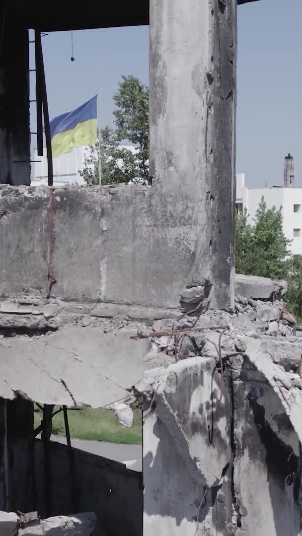 Cette Vidéo Verticale Montre Les Conséquences Guerre Ukraine Bâtiment Résidentiel — Video