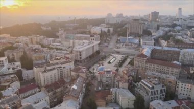 Bu stok görüntüler Ukrayna 'nın Kyiv kentinin sabah 8 km çözünürlüğündeki hava görüntüsünü gösteriyor.